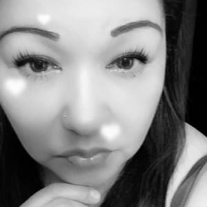 Meet your Posher, L maria